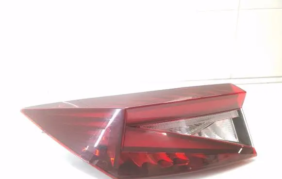 Skoda Enyaq iV Rear/tail lights 5LA945207