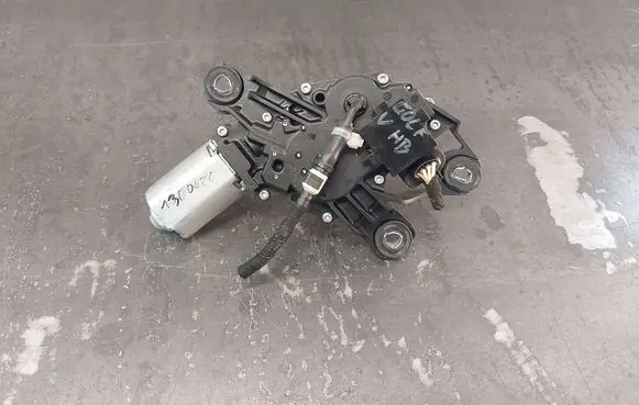 Volkswagen Golf V Rear window wiper motor 1K6955711B