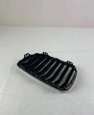 BMW 2 F22 F23 Front bumper upper radiator grill 7295526 7295522 7295524