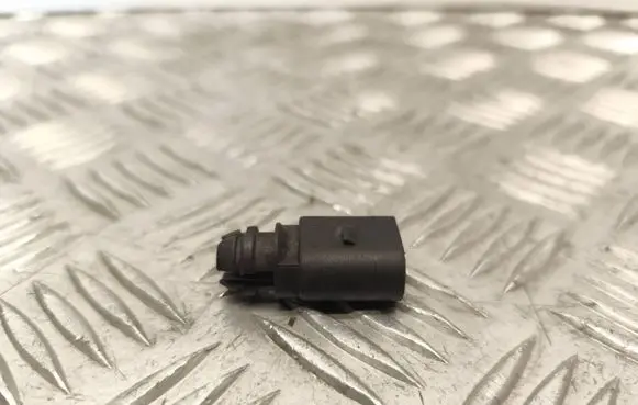 Audi A4 S4 B8 8K Outside/exterior temperature sensor 8Z0820535