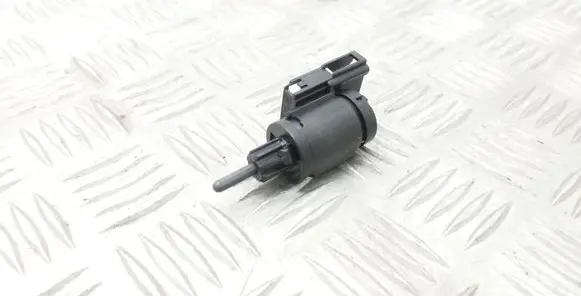Seat Exeo (3R) Brake pedal sensor switch 3B0945511C