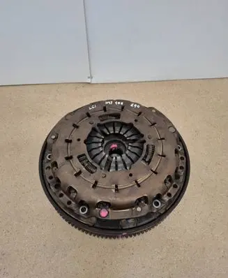 BMW 3 E90 E91 Clutch set kit 323078710