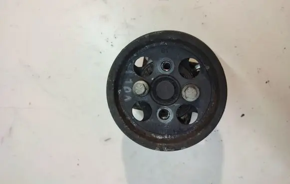 Volvo XC60 Power steering pump pulley 30731821