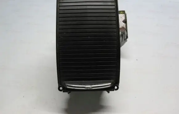 Chevrolet Orlando Glove box central console 