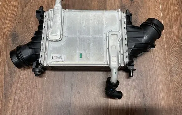 Land Rover Range Rover Velar Intercooler radiator LX736K775AC