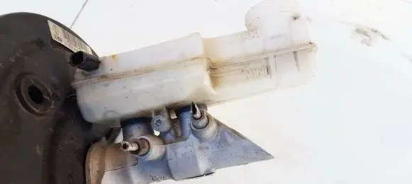 Renault Megane III Master brake cylinder