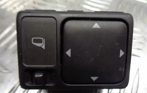 Nissan Micra Wing mirror switch