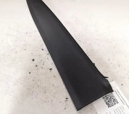 Volvo V40 Front sill trim cover 31102348