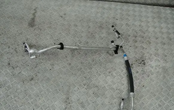 KIA Sportage Air conditioning (A/C) pipe/hose 