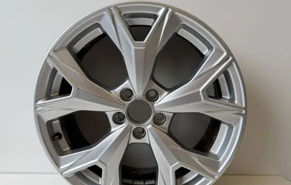 Audi A1 R17 alloy rim 82A601025S