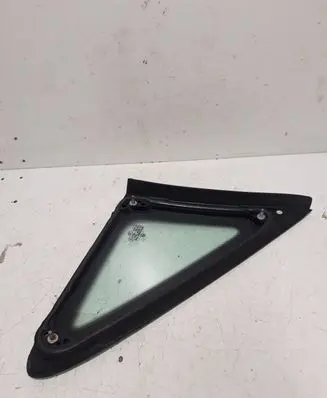 Volkswagen Caddy Front door vent window glass four-door 43R001057 E000184 DOT27M23100AS2