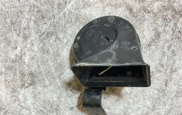 Hyundai i30 Horn signal 28R000822 50A11136 96611L2000
