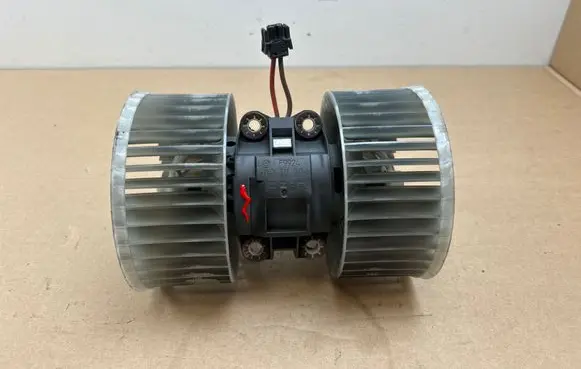 BMW X3 E83 Heater fan/blower F9924