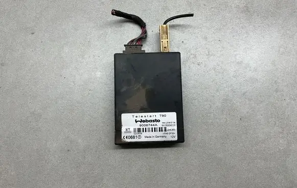 Nissan X-Trail T30 Auxiliary heating control unit/module 9006744A 0233639 0530040120