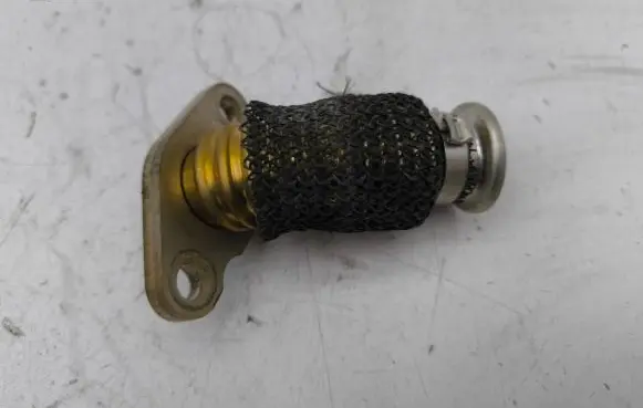 Nissan Qashqai EGR valve line/pipe/hose 19W43A1