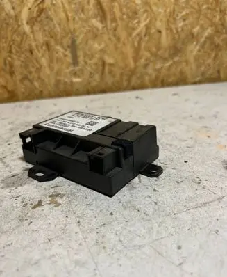 Mercedes-Benz E W212 Other control units/modules A2129001900 0933100830179
