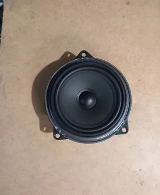BMW 3 E92 E93 Rear door speaker 9143231 18820010