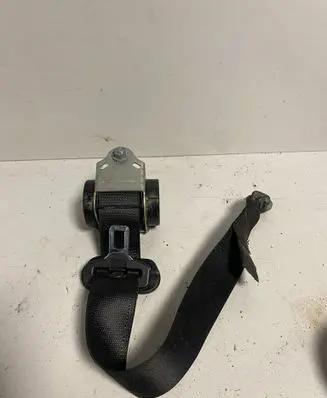 Opel Agila A Rear seatbelt 09206908 0429041