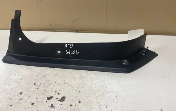 Mercedes-Benz E W212 Rain gutter A2126930933 165901