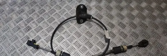 Volvo V60 Gear shift cable linkage 31256942
