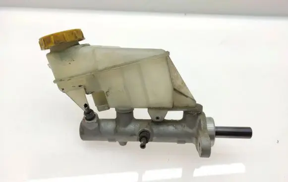 Subaru B9 Tribeca Master brake cylinder