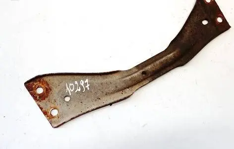 Volkswagen PASSAT B6 Engine mounting bracket
