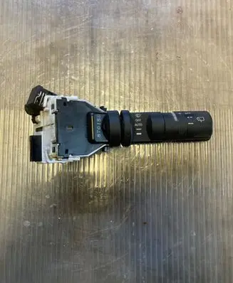 Nissan Qashqai Wiper control stalk