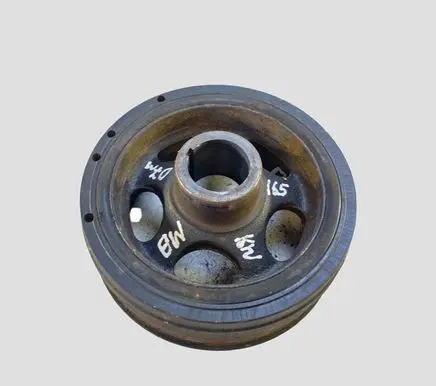 Mercedes-Benz CLS C219 Crankshaft pulley