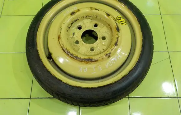 Mazda 3 II R15 spare wheel
