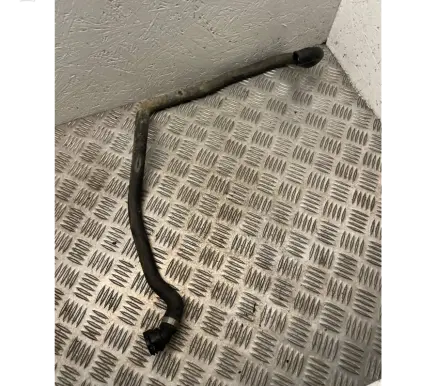 BMW 7 E65 E66 Engine coolant pipe/hose