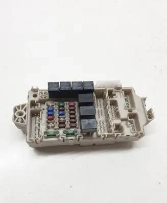 Mitsubishi Grandis Fuse module 506210860