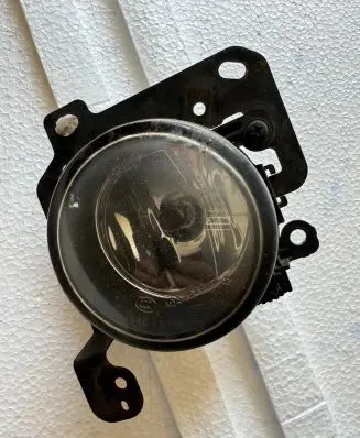 Peugeot 4007 Front fog light 89203951 MN142091 ST90FA