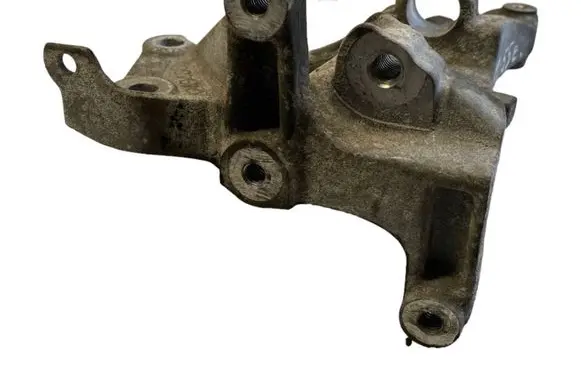 Mazda 5 Generator/alternator bracket 9653249480