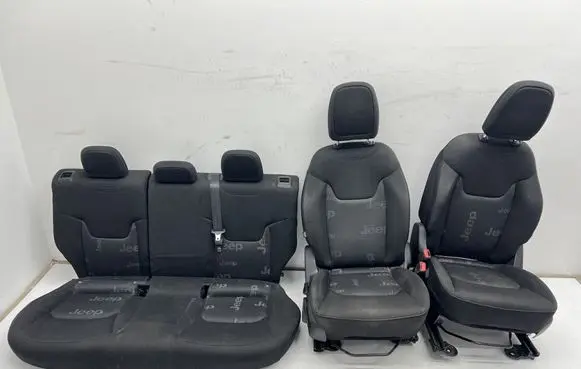 Jeep Renegade Seat set 