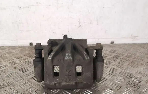 Subaru Outback (BS) Front brake caliper 577TA