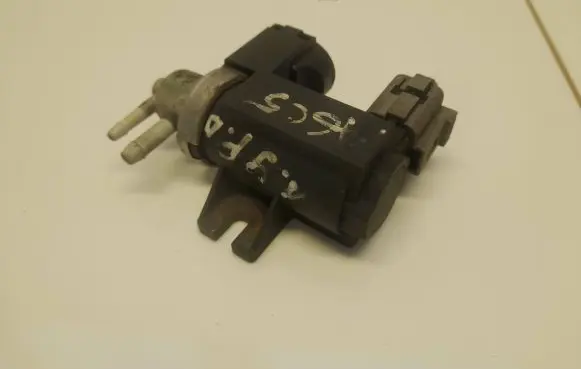 Audi A6 S6 C5 4B Turbo solenoid valve