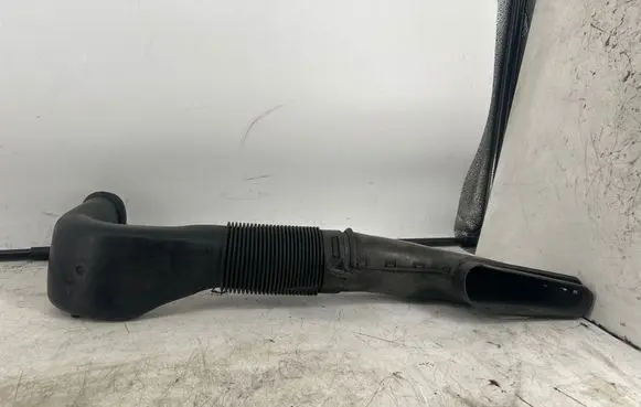 Mercedes-Benz E W212 Air intake duct part A6510903437 0112351A 4011215C
