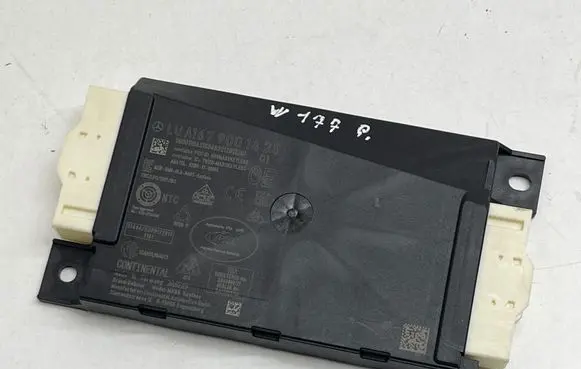 Mercedes-Benz A W177 Keyless (KESSY) go control unit/module A1679001420