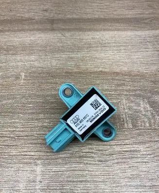 Audi A4 S4 B8 8K Airbag deployment crash/impact sensor 8K0955557C