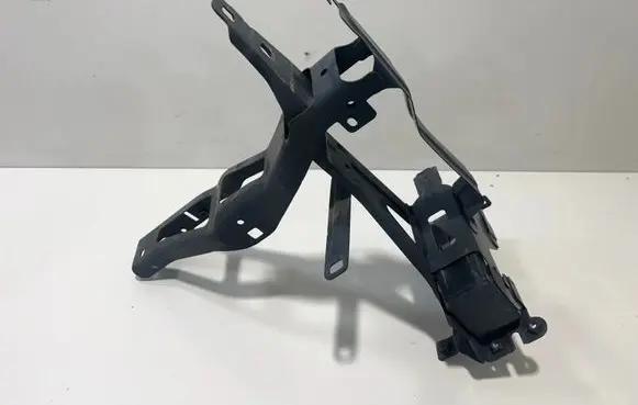 BMW X3 G01 Headlight/headlamp mounting bracket 7400113