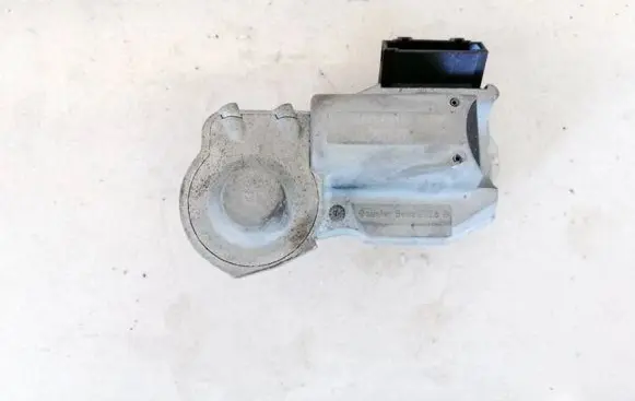 Mercedes-Benz C W203 Steering wheel lock a2034621130