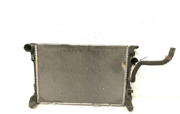 Mercedes-Benz CLS C218 X218 Coolant radiator A0995002703