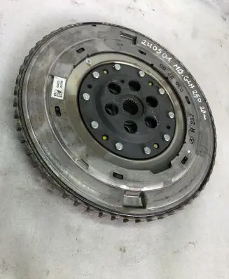 Mercedes-Benz GLA H247 Flywheel A2820302700