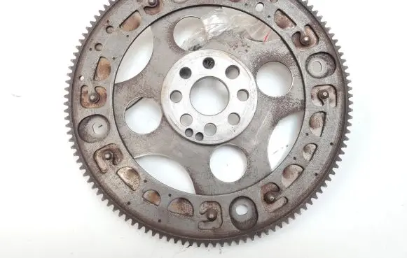 BMW 5 E60 E61 Flywheel 7788746