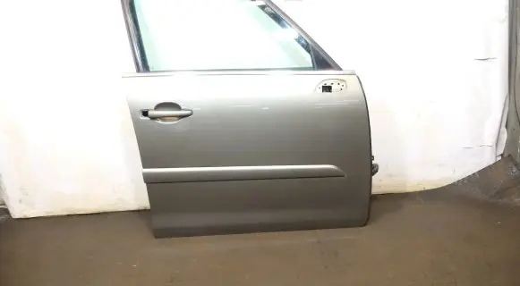 Citroen C4 I Front door