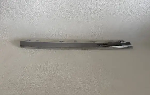 Volkswagen Transporter - Caravelle T6 Front grill 7E5853102