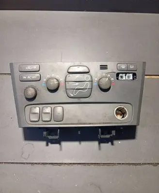 Volvo S60 Climate control unit 30782503