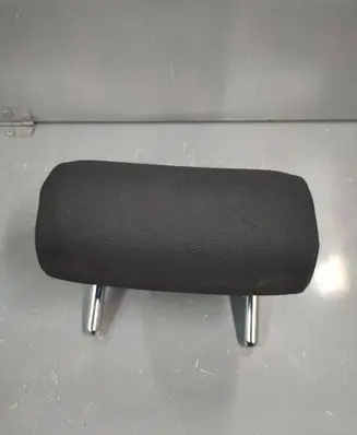 Volkswagen Golf VII Rear seat headrest 