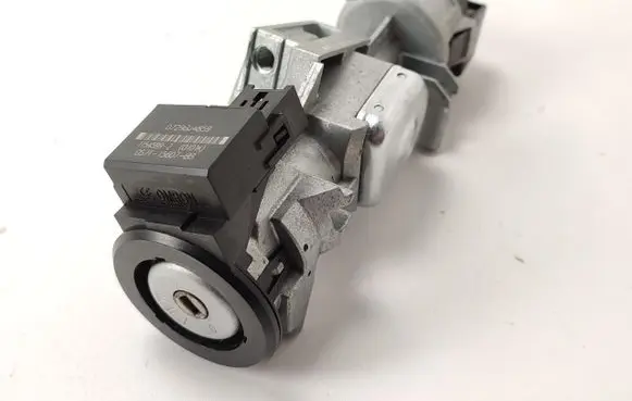 Ford Mondeo MK V Ignition lock DS7T15607BB