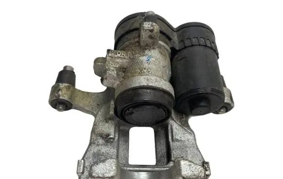 Mazda CX-30 Rear brake caliper BCKA26990A